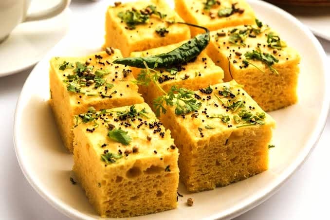 khaman Dhokla - Earthlydiets